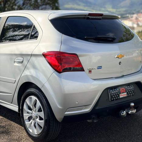 CHEVROLET Onix Hatch 1.4 4P FLEX LT AUTOM�TICO, Foto 7