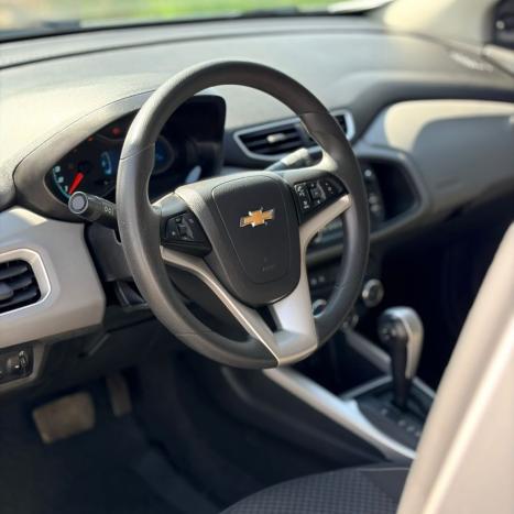 CHEVROLET Onix Hatch 1.4 4P FLEX LT AUTOM�TICO, Foto 11