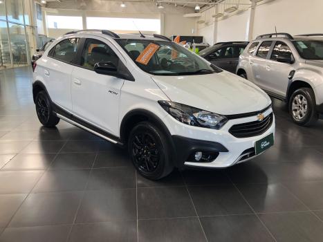 CHEVROLET Onix Hatch 1.4 4P FLEX ACTIV AUTOM�TICO, Foto 3