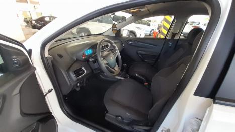 CHEVROLET Onix Hatch 1.4 4P FLEX LTZ, Foto 4