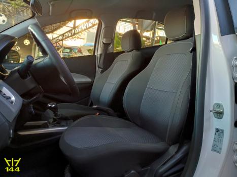 CHEVROLET Onix Hatch 1.4 4P FLEX LT, Foto 14