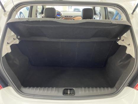 CHEVROLET Onix Hatch 1.4 4P FLEX ACTIV AUTOM�TICO, Foto 12