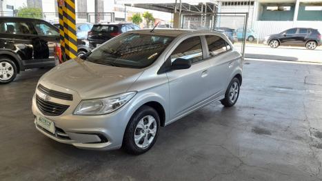 CHEVROLET Onix Hatch 1.0 4P FLEX LS, Foto 3