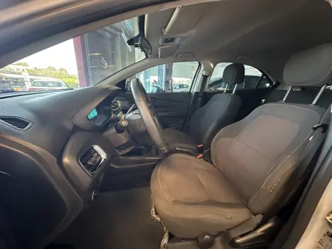 CHEVROLET Onix Hatch 1.4 4P FLEX LTZ, Foto 7