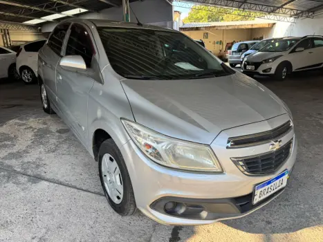 CHEVROLET Onix Hatch 1.0 4P FLEX LT, Foto 3