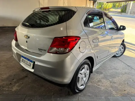 CHEVROLET Onix Hatch 1.0 4P FLEX LT, Foto 4