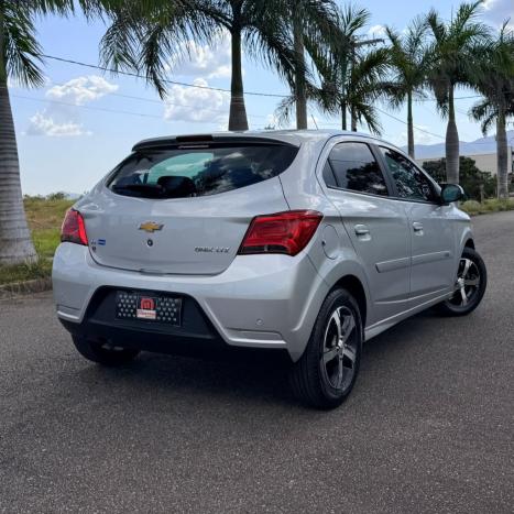 CHEVROLET Onix Hatch 1.4 4P FLEX LTZ, Foto 11