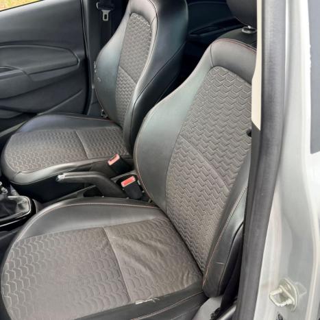 CHEVROLET Onix Hatch 1.4 4P FLEX LTZ, Foto 16
