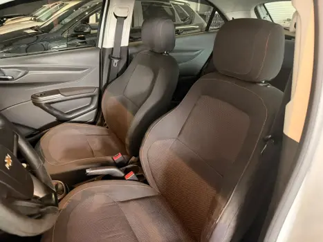 CHEVROLET Onix Hatch 1.4 4P FLEX LT, Foto 12