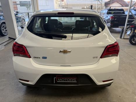 CHEVROLET Onix Hatch 1.4 4P FLEX LTZ AUTOMÁTICO, Foto 5