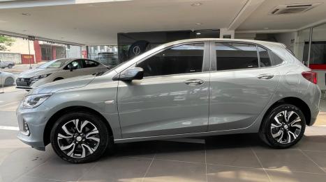 CHEVROLET Onix Hatch 1.0 12V 4P FLEX TURBO AUTOMÁTICO, Foto 4