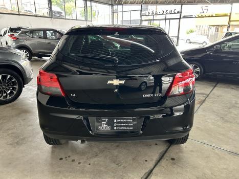 CHEVROLET Onix Hatch 1.4 4P FLEX LTZ, Foto 5