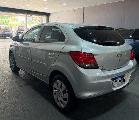 CHEVROLET Onix Hatch 1.4 4P FLEX LT, Foto 5