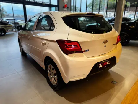 CHEVROLET Onix Sedan 1.0 4P FLEX LT, Foto 8
