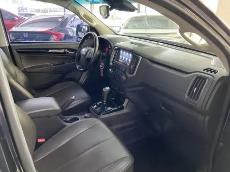 CHEVROLET S10 2.8 12V HIGH COUNTRY CABINE DUPLA 4X4 TURBO DIESEL AUTOMTICO, Foto 13