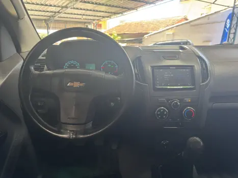 CHEVROLET S10 2.8 16V LS CABINE DUPLA 4X4 TURBO DIESEL, Foto 12