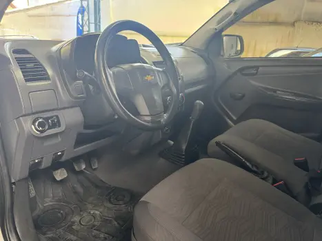 CHEVROLET S10 2.8 16V LS CABINE DUPLA 4X4 TURBO DIESEL, Foto 14