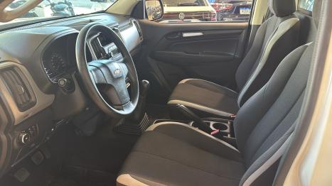 CHEVROLET S10 2.8 16V LS CABINE SIMPLES 4X4 TURBO DIESEL, Foto 9