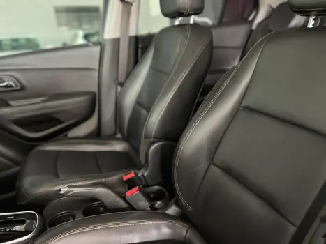 CHEVROLET Tracker 1.4 16V 4P FLEX PREMIER TURBO AUTOMÁTICO, Foto 18 CHEVROLET Tracker 1.4 16V 4P FLEX PREMIER TURBO AUTOMÁTICO, Foto 18