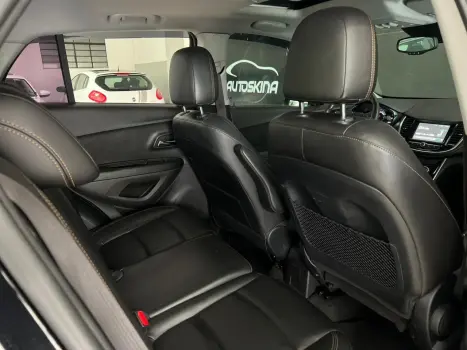 CHEVROLET Tracker 1.4 16V 4P FLEX PREMIER TURBO AUTOMÁTICO, Foto 20 CHEVROLET Tracker 1.4 16V 4P FLEX PREMIER TURBO AUTOMÁTICO, Foto 20