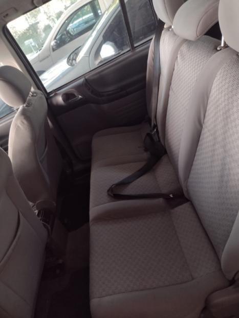 CHEVROLET Zafira 2.0 4P FLEX EXPRESSION 7 LUGARES AUTOMÁTICO, Foto 6 CHEVROLET Zafira 2.0 4P FLEX EXPRESSION 7 LUGARES AUTOMÁTICO, Foto 6