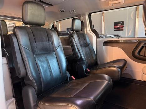 CHRYSLER Town & Country 3.6 V6 12V 4P LIMITED AUTOM�TICO, Foto 8