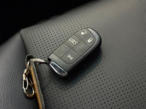 FIAT Argo 1.3 4P FLEX FIREFLY TREKKING AUTOMTICO CVT, Foto 10