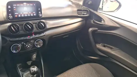 FIAT Cronos 1.3 4P FLEX DRIVE, Foto 17