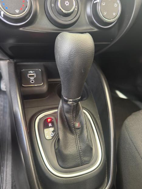 FIAT Cronos 1.3 4P FLEX DRIVE AUTOM�TICO CVT, Foto 19