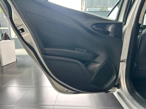 FIAT Cronos 1.3 4P FLEX DRIVE AUTOM�TICO CVT, Foto 18