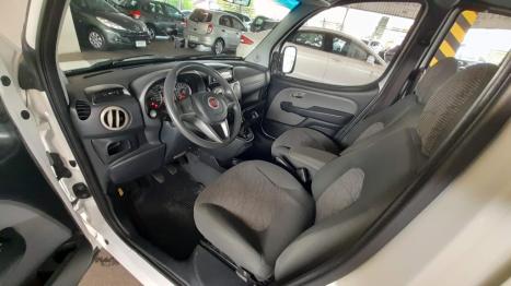 FIAT Doblo 1.8 16V 4P FLEX ESSENCE 7 LUGARES, Foto 4