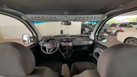 FIAT Doblo 1.8 16V 4P FLEX ESSENCE 7 LUGARES, Foto 6