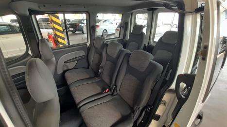 FIAT Doblo 1.8 16V 4P FLEX ESSENCE 7 LUGARES, Foto 7