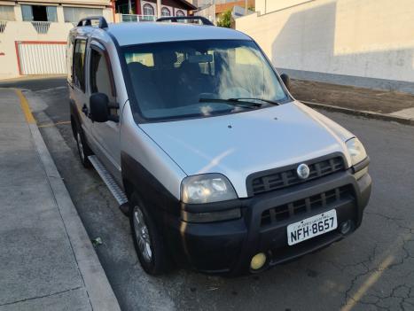 FIAT Doblo 1.8 16V 4P FLEX ADVENTURE, Foto 2