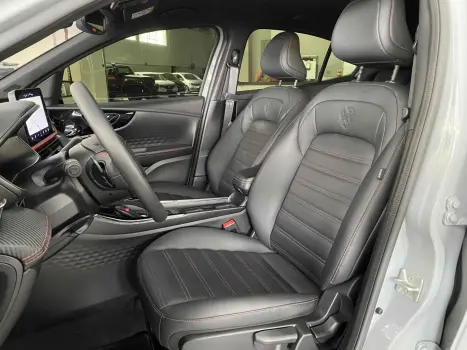 FIAT Fastback 1.3 16V 4P FLEX ABARTH TURBO 270 AUTOMTICO, Foto 9