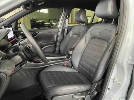 FIAT Fastback 1.3 16V 4P FLEX ABARTH TURBO 270 AUTOM�TICO, Foto 9