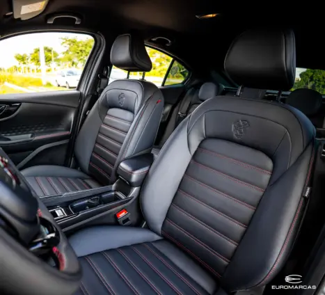 FIAT Fastback 1.3 16V 4P FLEX ABARTH TURBO 270 LIMITED EDITION AUTOM�TICO, Foto 10