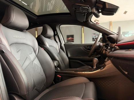 FIAT Fastback 1.3 16V 4P FLEX ABARTH TURBO 270 AUTOM�TICO, Foto 10