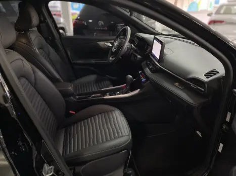 FIAT Fastback 1.3 16V 4P FLEX LIMITED EDITION TURBO 270 AUTOM�TICO, Foto 13