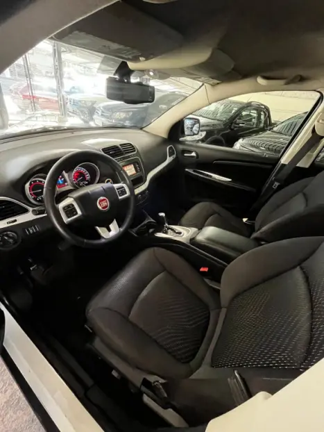 FIAT Freemont 2.4 16V 4P PRECISION AUTOMTICO 7 LUGARES, Foto 7