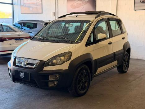 FIAT Idea 1.8 16V 4P ADVENTURE FLEX, Foto 2