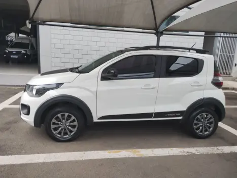 FIAT Mobi 1.0 4P FLEX EVO TREKKING, Foto 2
