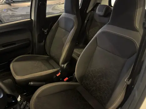 FIAT Mobi 1.0 4P FLEX EVO TREKKING, Foto 16