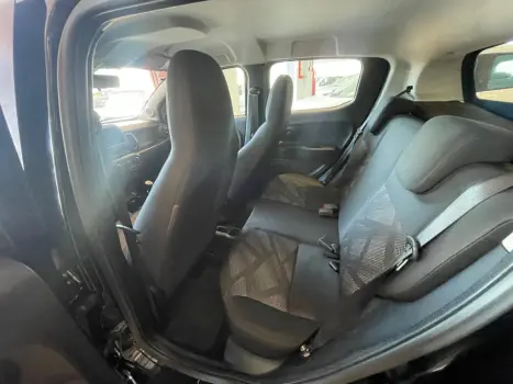 FIAT Mobi 1.0 4P FLEX EVO LIKE, Foto 9