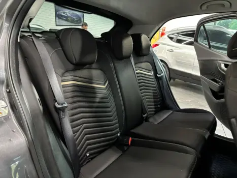 FIAT Pulse 1.0 12V 4P FLEX 200 AUDACE TURBO AUTOM�TICO CVT, Foto 9