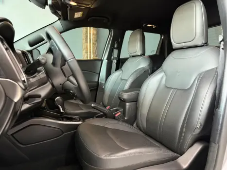 FIAT Toro 1.3 16V 4P FLEX 270 TURBO VOLCANO AUTOMÁTICO, Foto 10