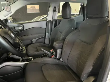 FIAT Toro 1.3 16V 4P FLEX 270 TURBO FREEDOM AUTOMÁTICO, Foto 13