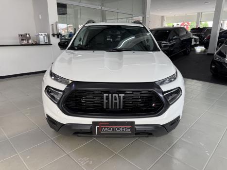 FIAT Toro 1.3 16V 4P FLEX 270 TURBO VOLCANO AUTOMÁTICO, Foto 2