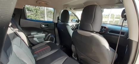 FIAT Toro 1.8 16V 4P FLEX FREEDOM AUTOM�TICO, Foto 5