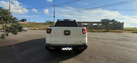 FIAT Toro 1.8 16V 4P FLEX FREEDOM AUTOM�TICO, Foto 9